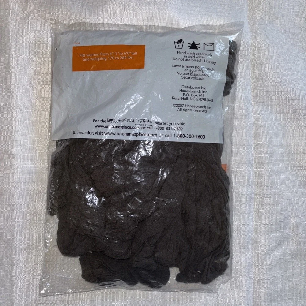 Vintage Just My Size Knee Highs Leggs Pantyhose 12 Pr Size QT Off Black 74 NEW